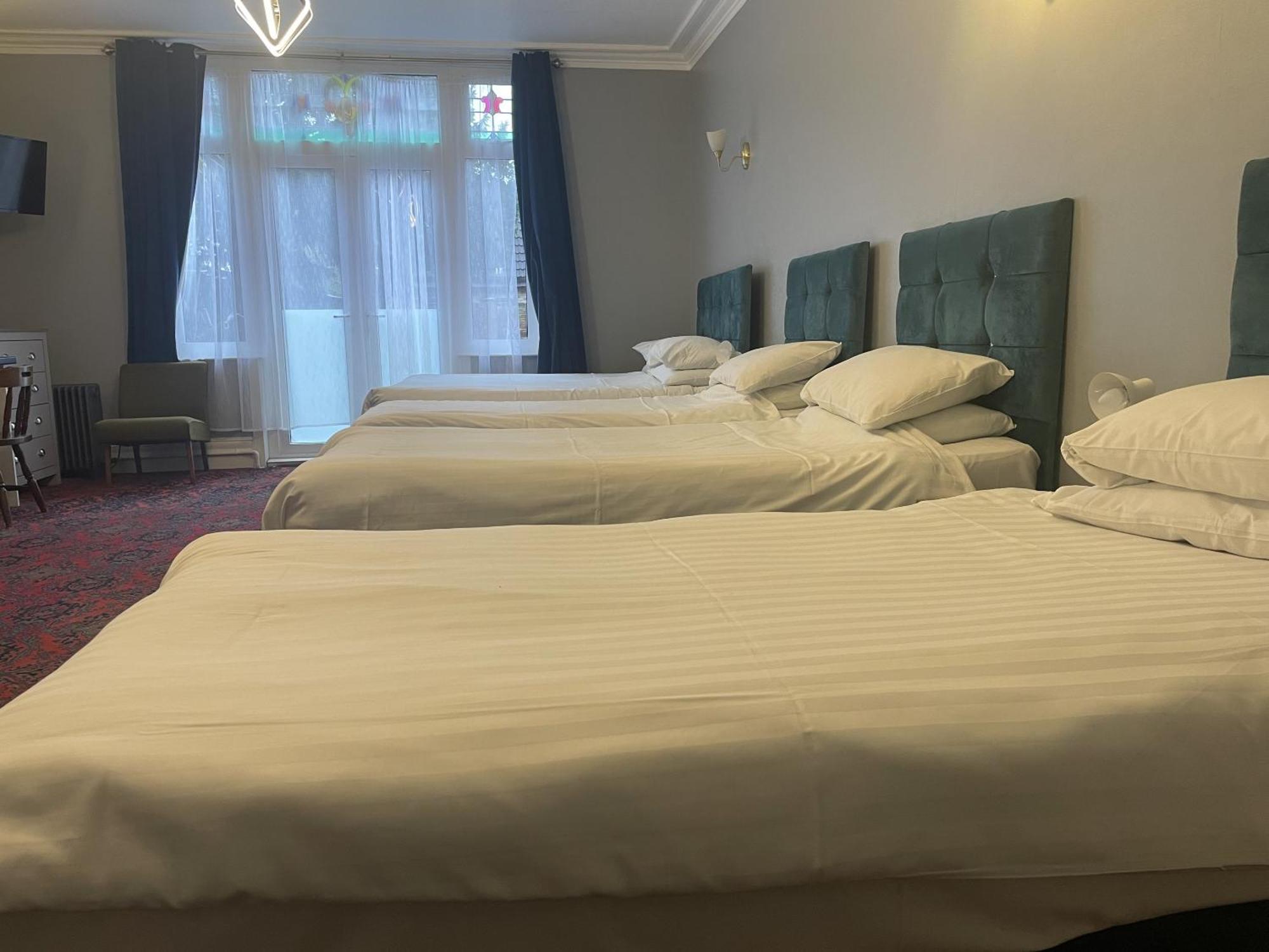 Emerald Residence ヨーク 部屋 写真