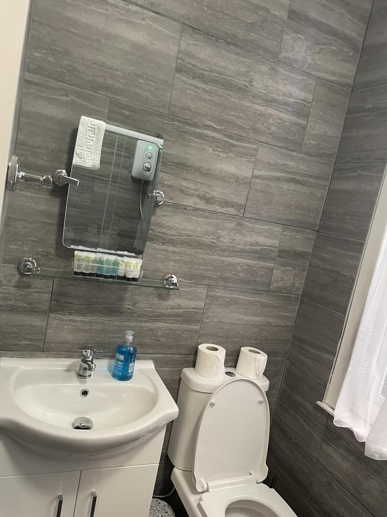 Emerald Residence ヨーク 部屋 写真